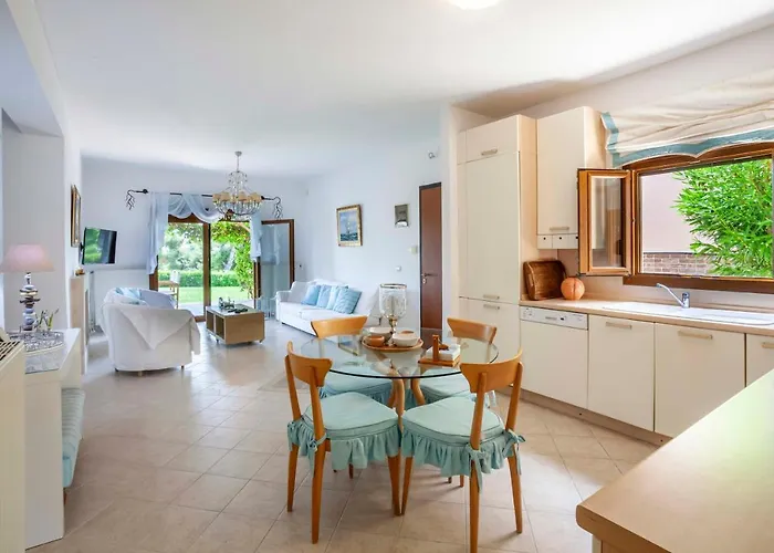 Casa Bianca Sea View *